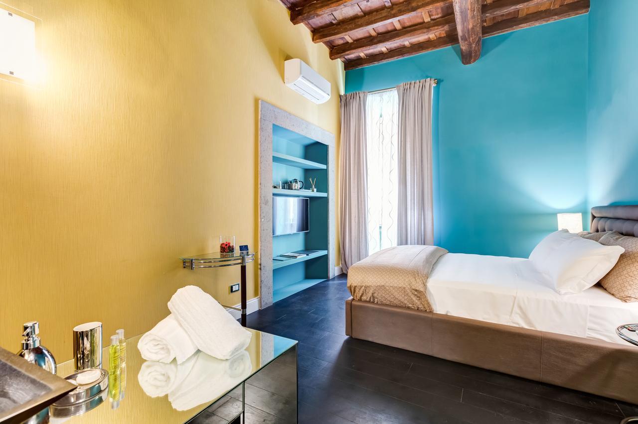 The French Suites By Oneup Hospitality Rome Exterior photo